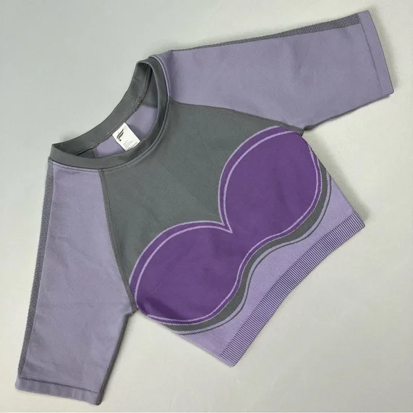 Fabletics Sofia Seamless Crop Top & Legging Frosted Lilac 2 Piece Workout Set XS - Picture 3 of 10